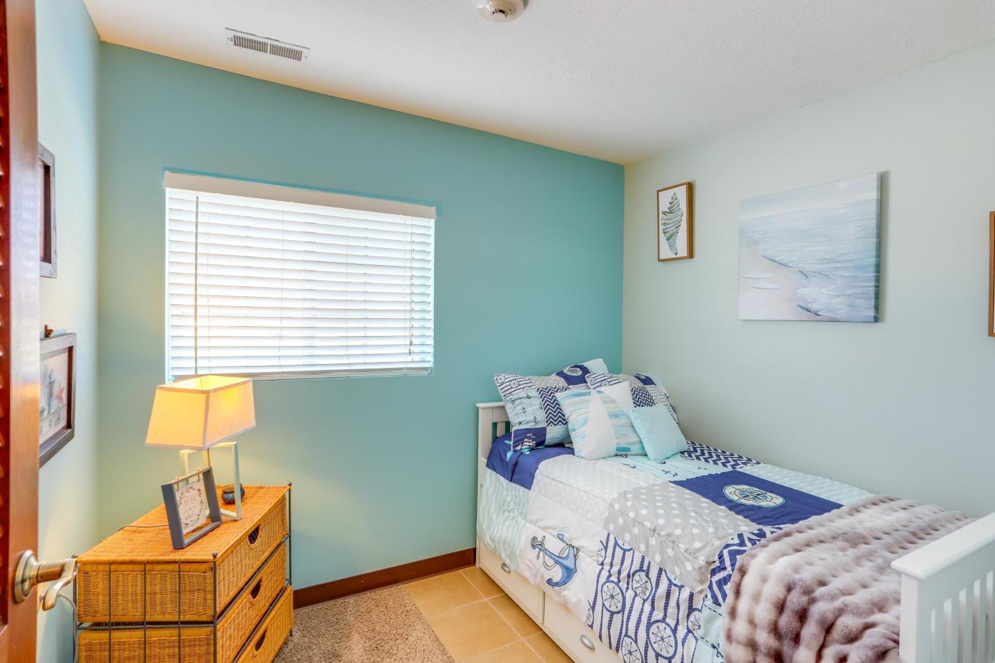 Waterfront Bass Island Retreat With Balcony And Tv Apartment Put-in-Bay Ngoại thất bức ảnh